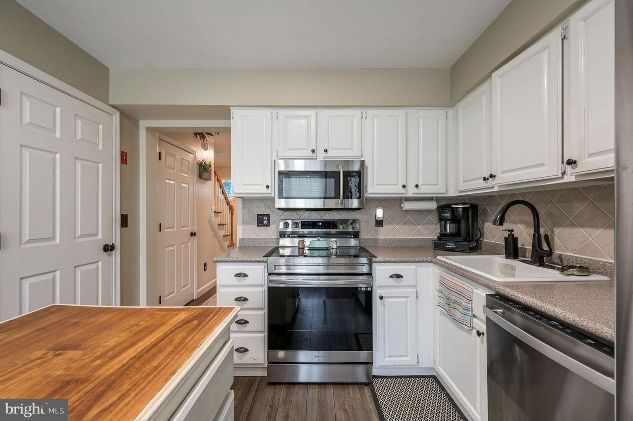 200 Eagle Crest Dr - Photo 6 of 19