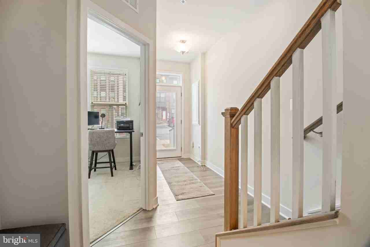 646 Lakemont Dr - Photo 6 of 41