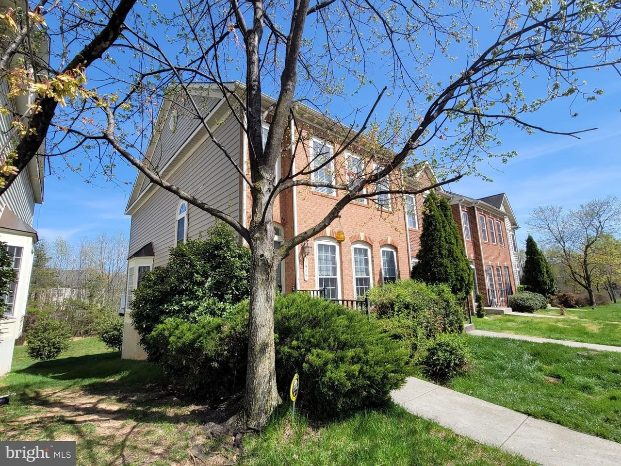 1509 Rutland Way - Photo 2 of 26