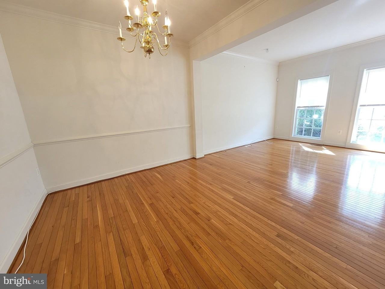 1509 Rutland Way - Photo 4 of 26