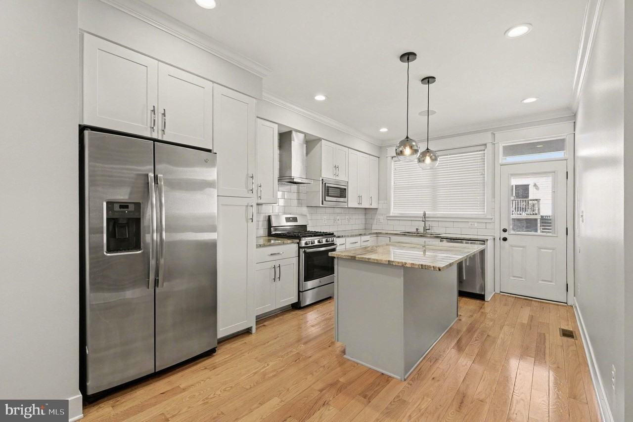 1814 Jackson St - Photo 6 of 17