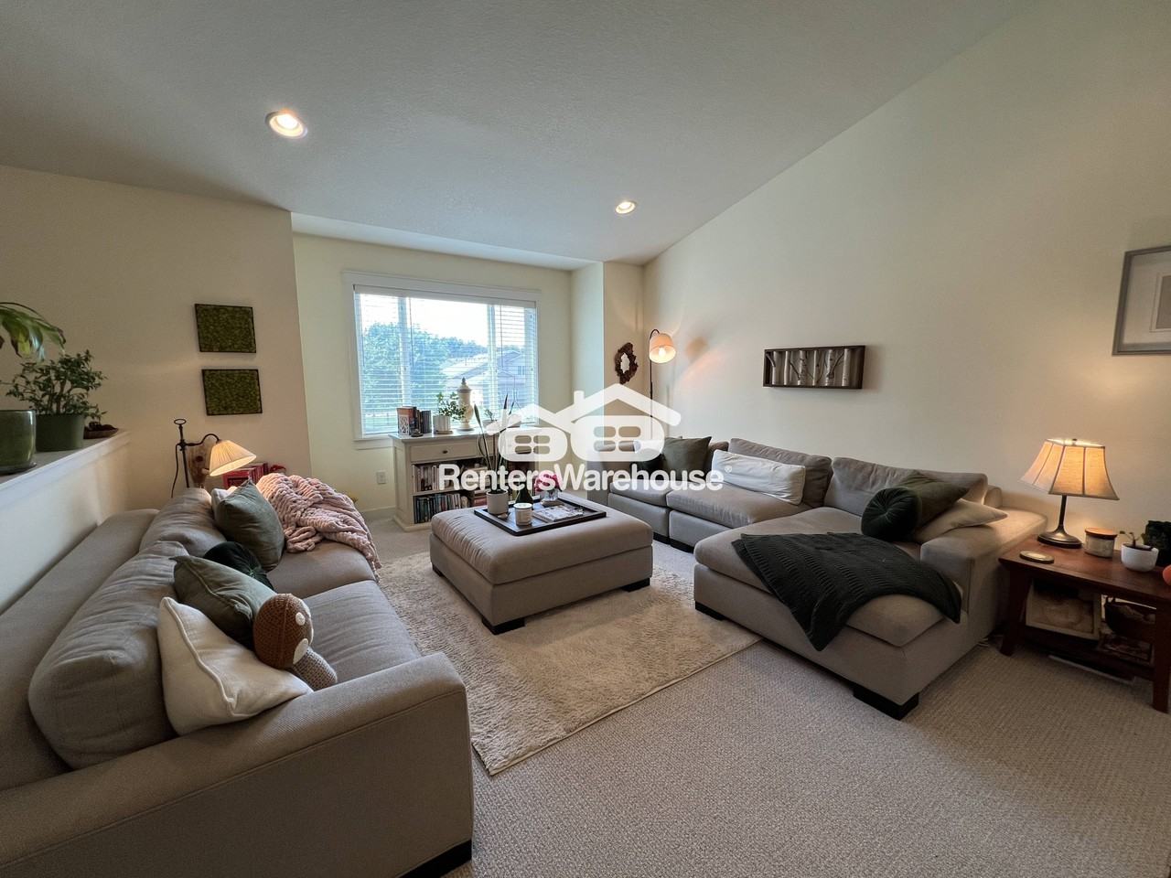 1236 1st St - Photo 4 of 21