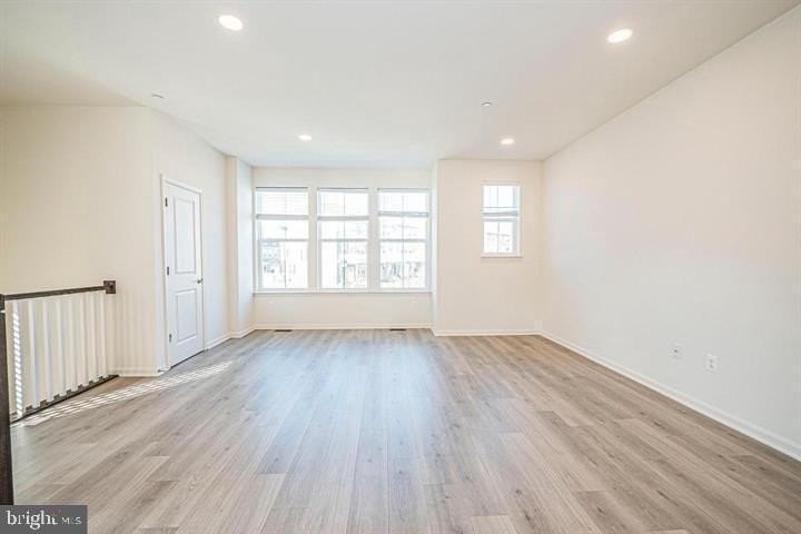 7315 Martin Farm Cir - Photo 6 of 41