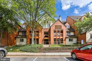 featured image of 4934 Columbia Rd Apt 1 #Apt 1