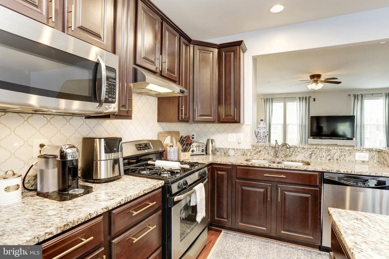 7359 Matchbox Aly - Photo 4 of 30