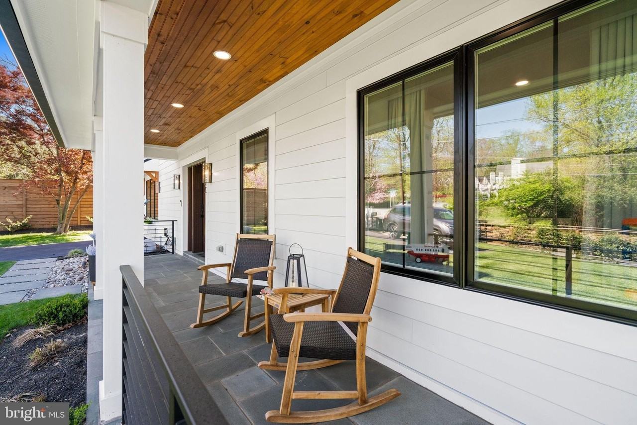 6202 Massachusetts Ave - Photo 6 of 50