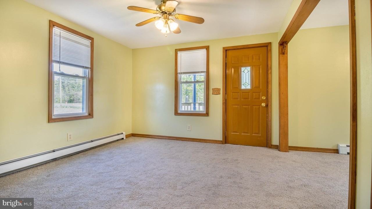 5263 White Horse Pike - Photo 7 of 24
