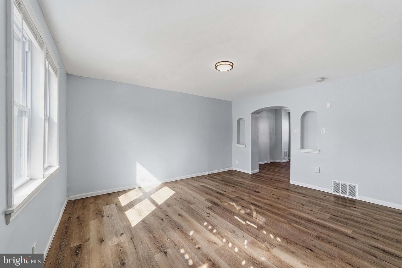 1063 S Merrimac Rd - Photo 3 of 19