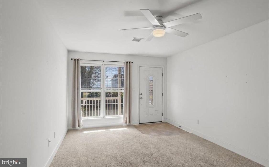 10 Lenox Ct - Photo 2 of 31