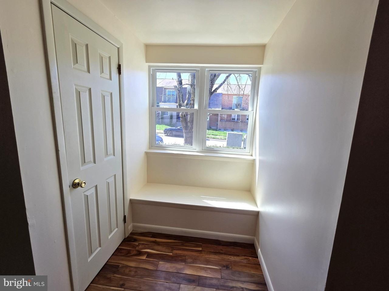 55 Rickmar Ln - Photo 7 of 33