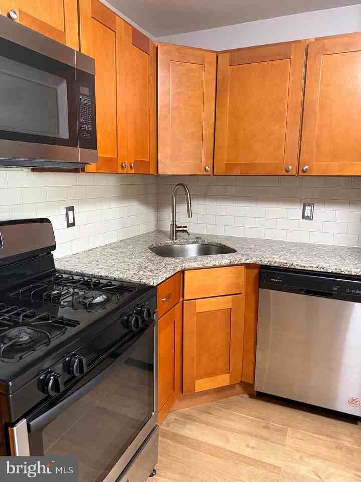 5303 Westminster Ave - Photo 7 of 32