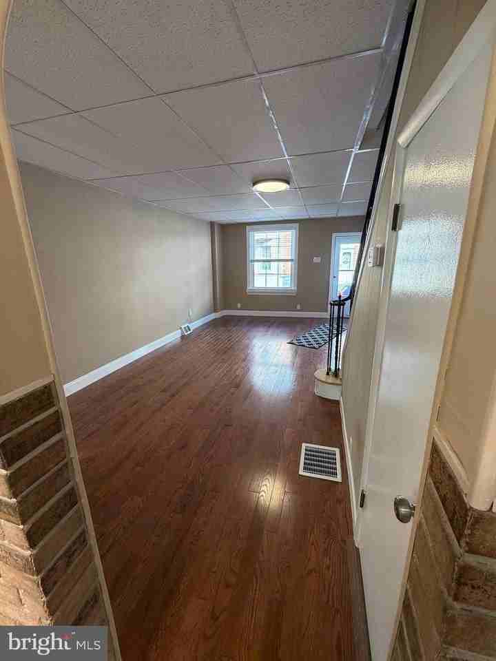 3429 Tilton St - Photo 5 of 23