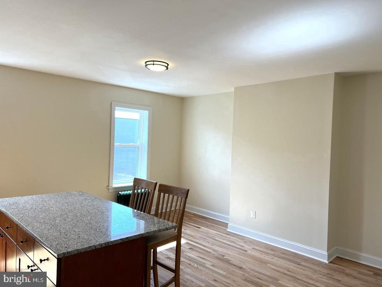 1431 W Girard Ave #3F - Photo 4 of 16