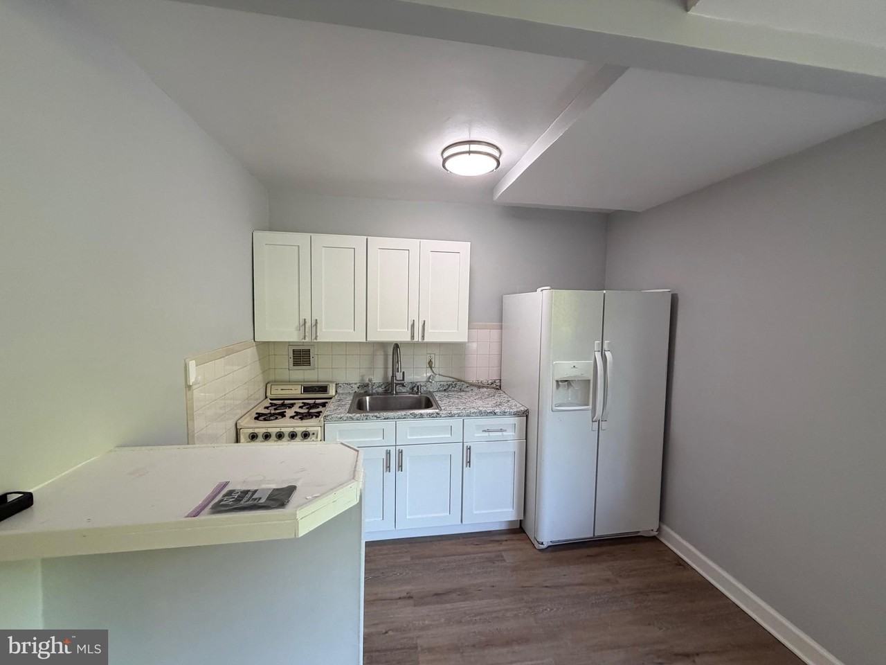 1021 Arlington Blvd #601 - Photo 5 of 19