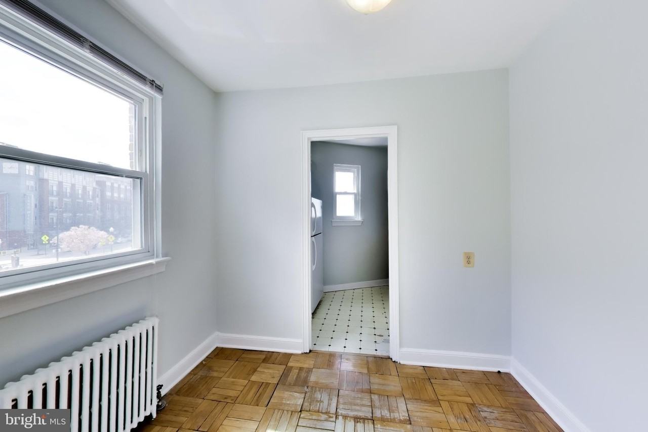 1720 N Quinn St Apt 201 - Photo 5 of 30