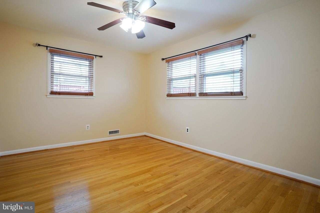 2017 N Cameron St - Photo 6 of 17