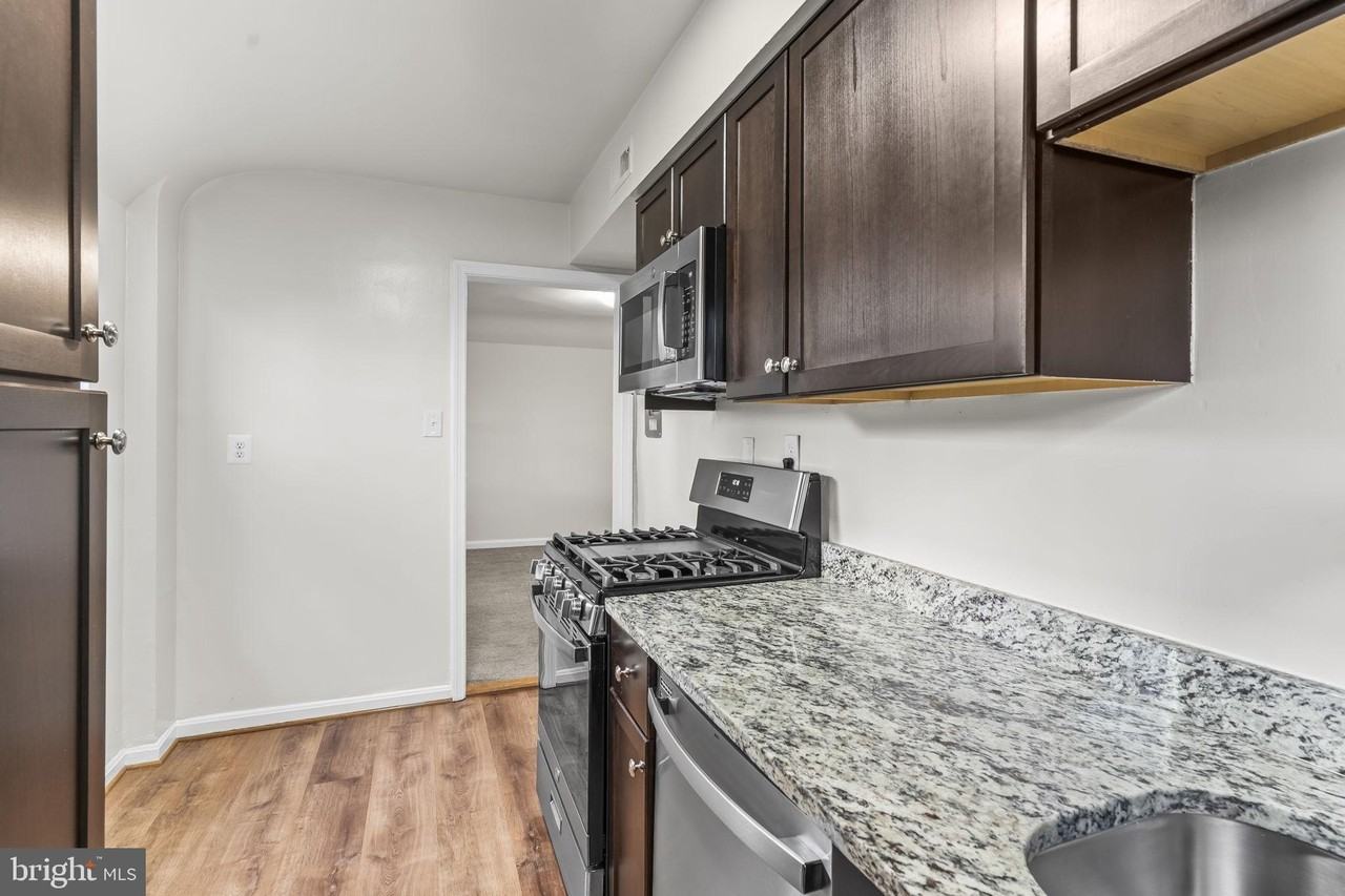 1404 12th St N Apt 23 - Photo 7 of 17