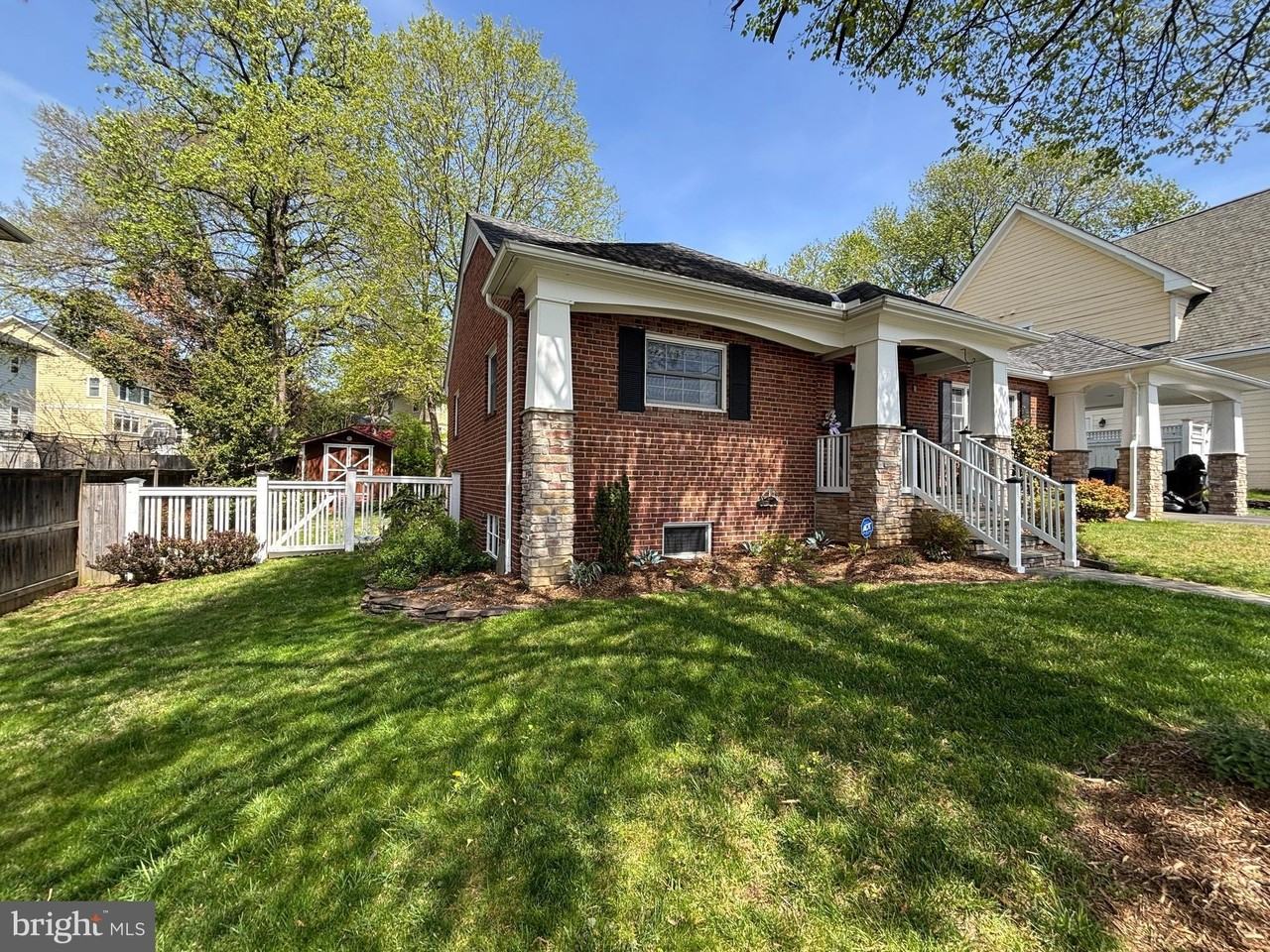 6413 29th St N - Photo 4 of 43