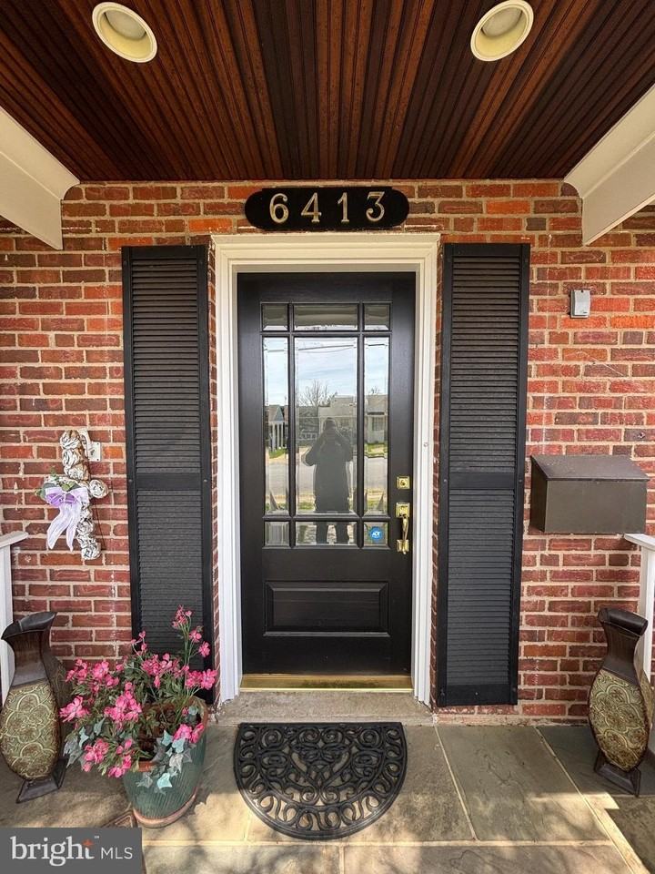 6413 29th St N - Photo 5 of 43