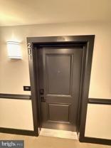 701 N Henry St Apt 211 - Photo 1 of 1