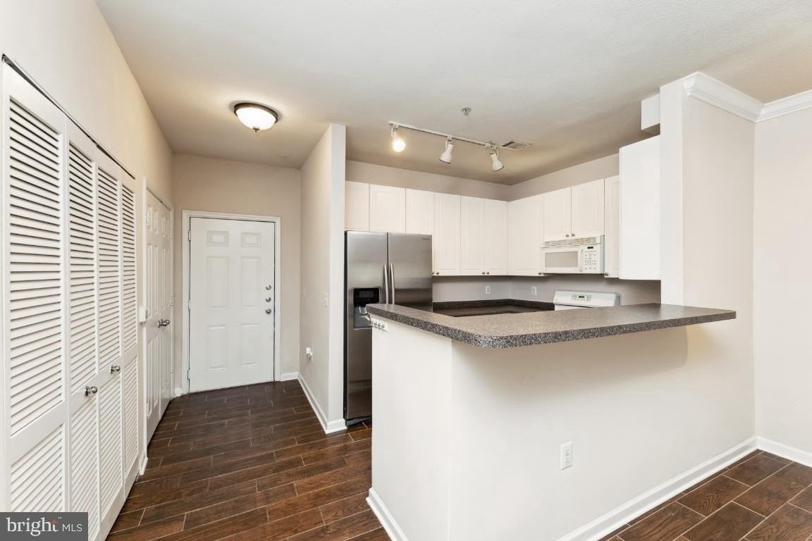 2765 Centerboro Dr #159 - Photo 7 of 26