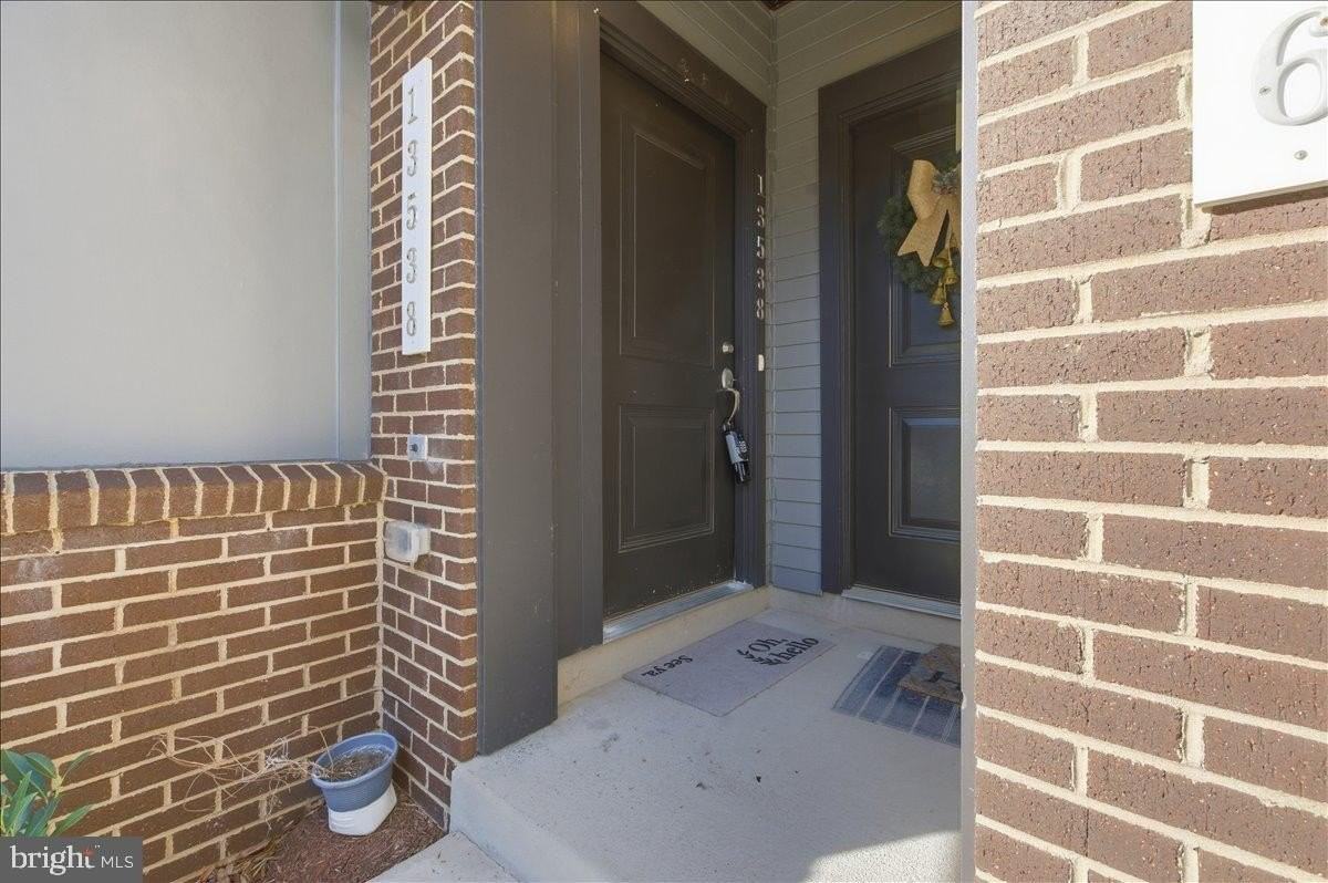 13538 Sayward Blvd #109 - Photo 7 of 34