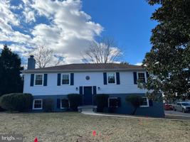 featured image of 9753 Moor Green Dr