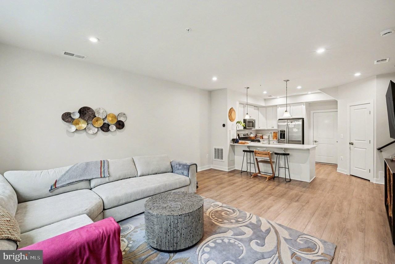 17414 Southern Shores Dr - Photo 7 of 50