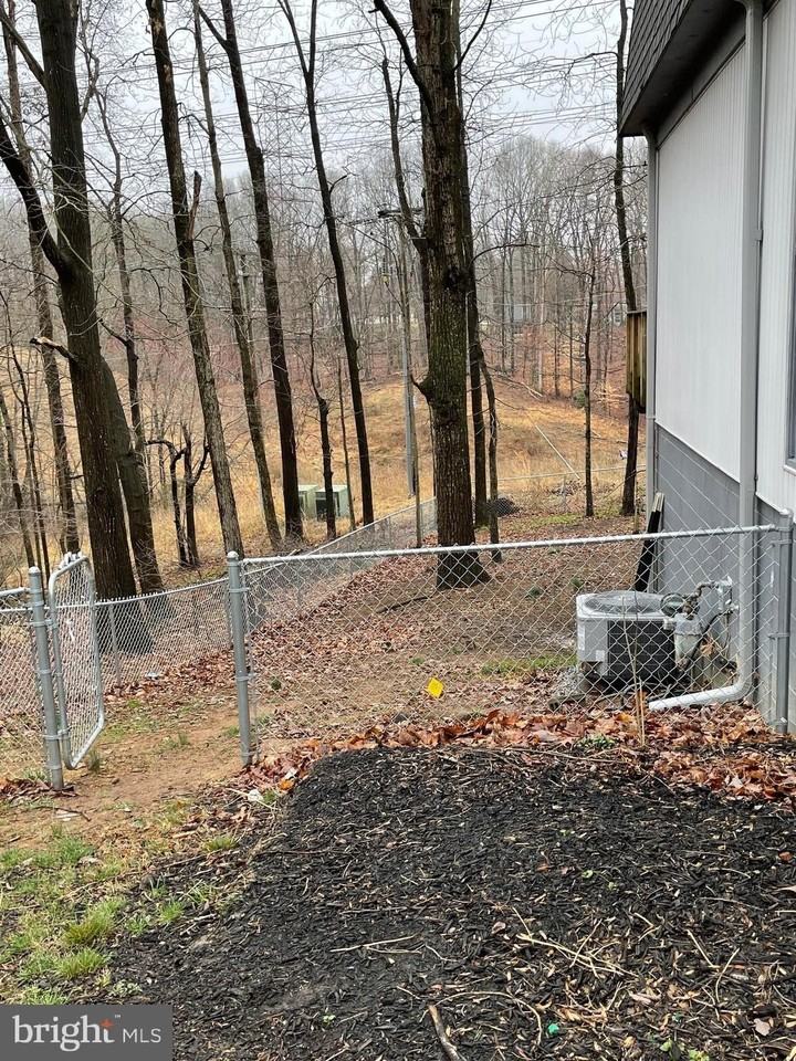 12706 Torrington St - Photo 2 of 38