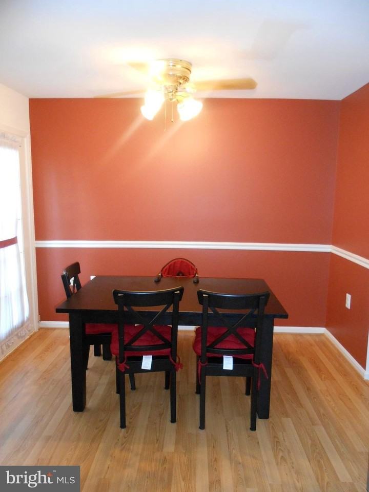 12703 Lockleven Ln - Photo 4 of 25