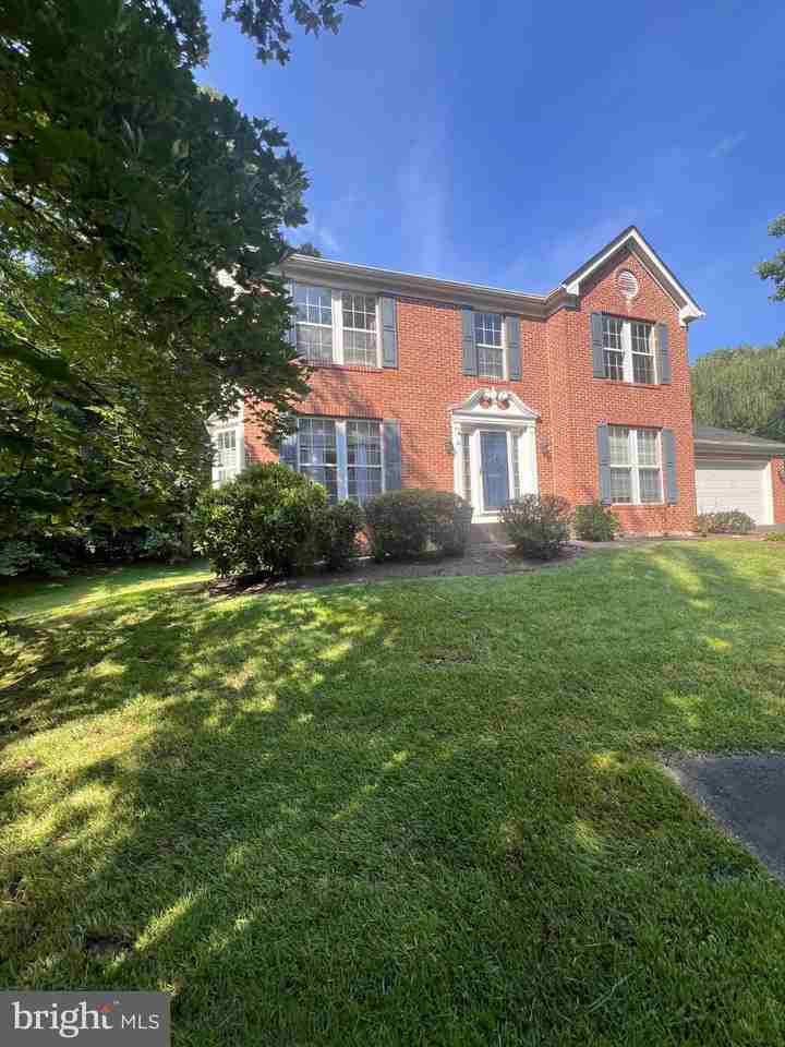 10 Jolie Ct - Photo 3 of 50