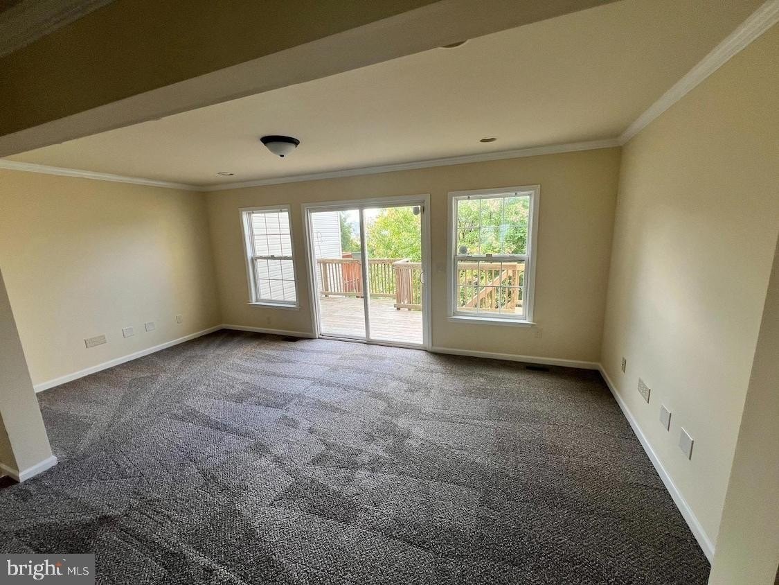 705 PRENTISS Parkway - Photo 4 of 15