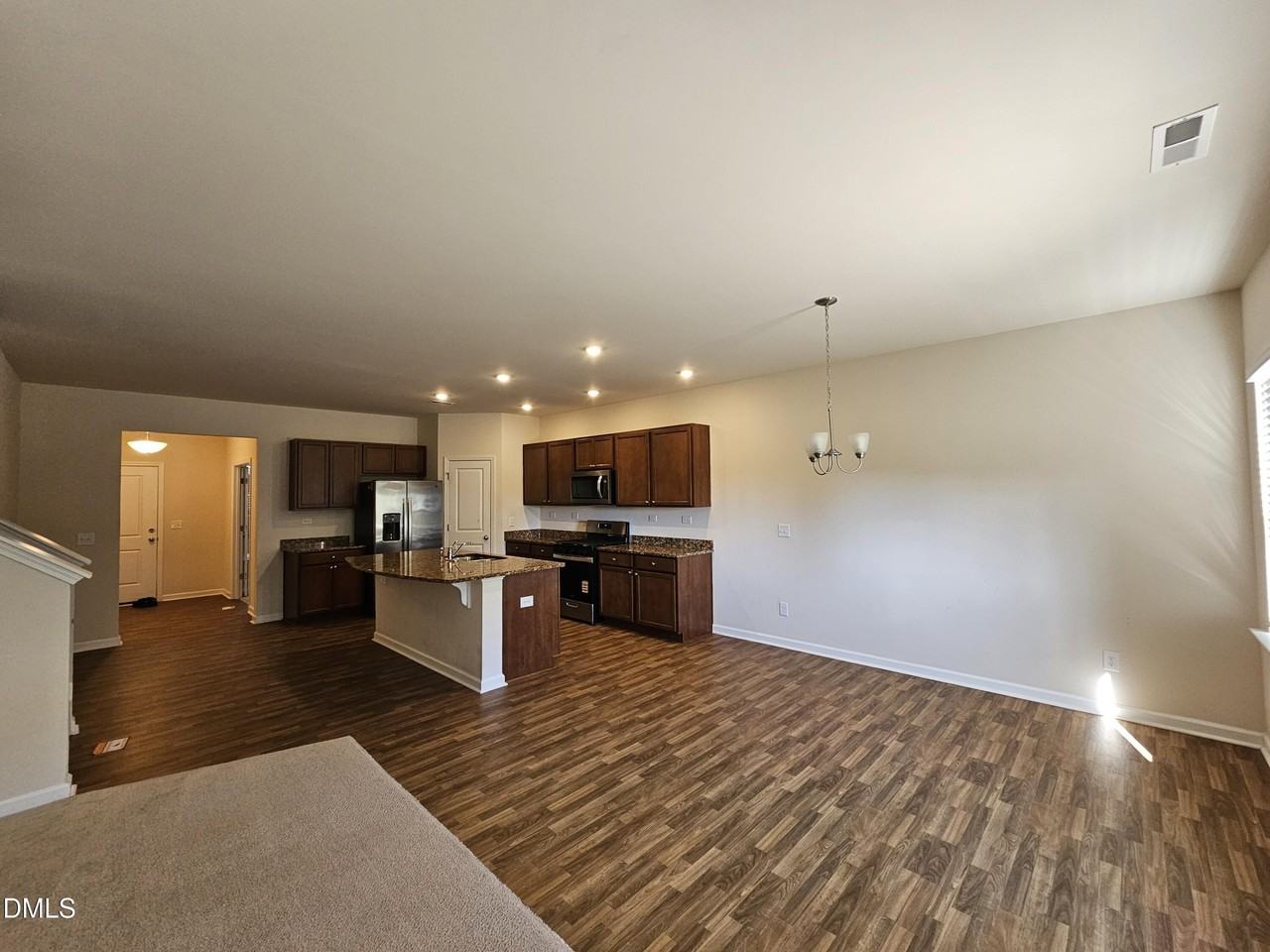 4704 Winnipesaukee Ln - Photo 7 of 11