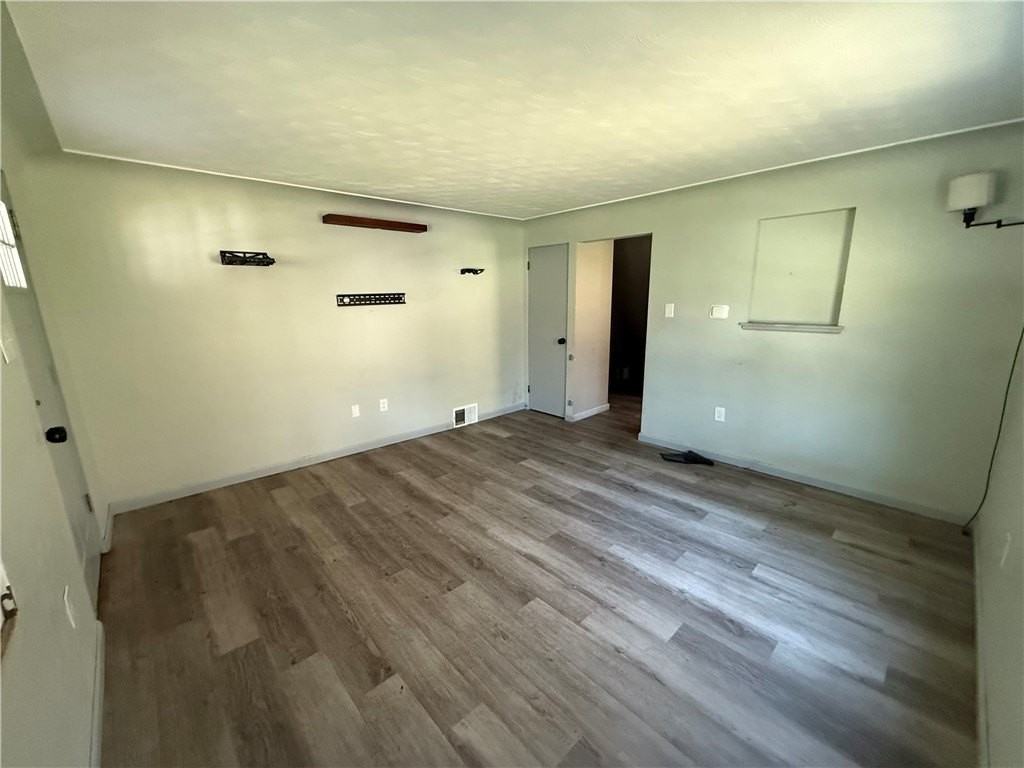 3145 Jacks Run Rd - Photo 2 of 19