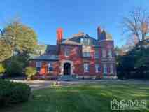 527 W 8th St ## 33 - Photo 1 of 1