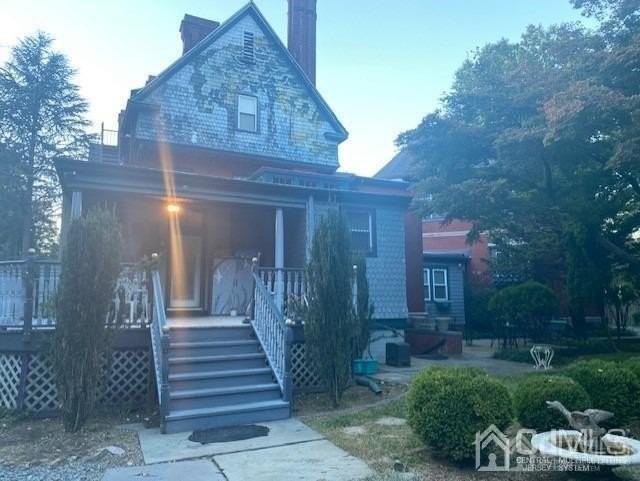 527 W 8th St ## 33 - Photo 3 of 5