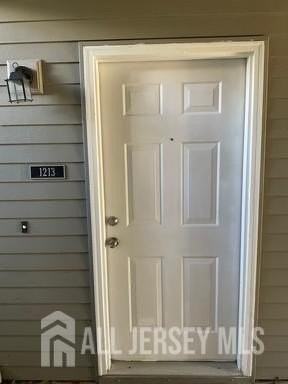 1213 Ravens Crest Dr - Photo 3 of 17