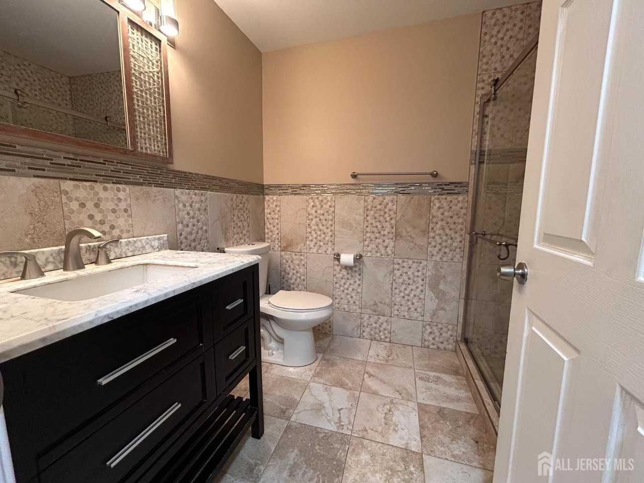 219 Sierra Ct - Photo 7 of 24