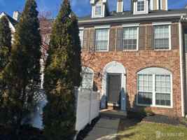 featured image of 129 Albury Way