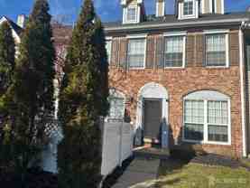 129 Albury Way - Photo 1 of 1