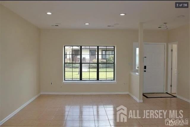 1363 Thomas Ave - Photo 3 of 11