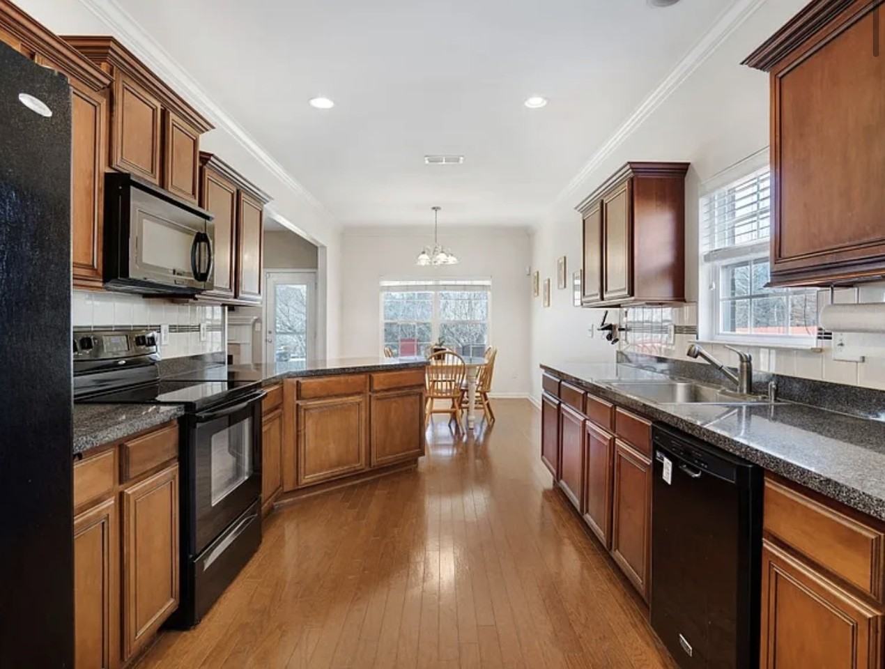 4078 Locerbie Cir #1 - Photo 2 of 36