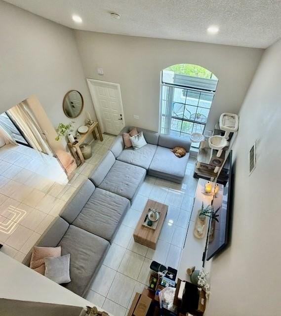 21204 Harbor Way Apt 125 - Photo 2 of 17