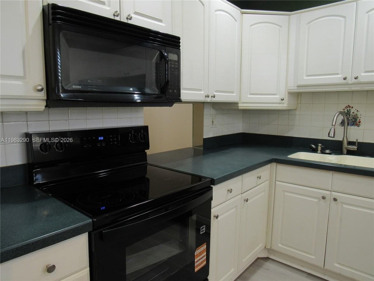 100 Ashbury Rd #102 - Photo 7 of 20