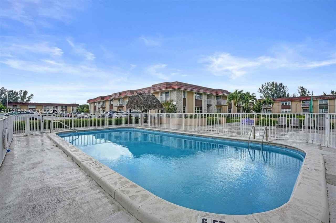 5325 Sw 77th Ct #205F - Photo 2 of 30