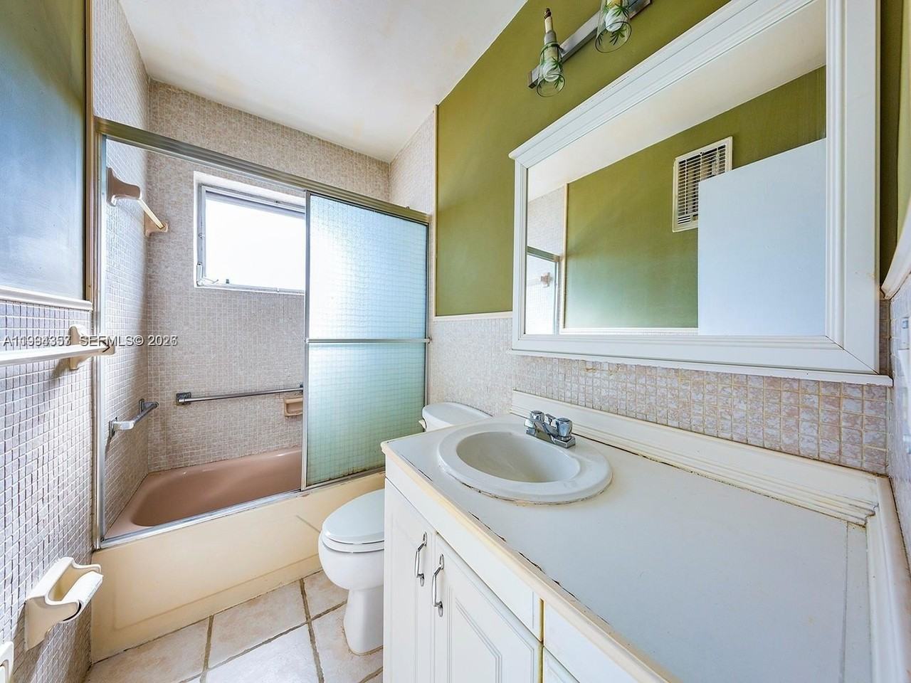 915 Jefferson Ave #4B - Photo 6 of 9