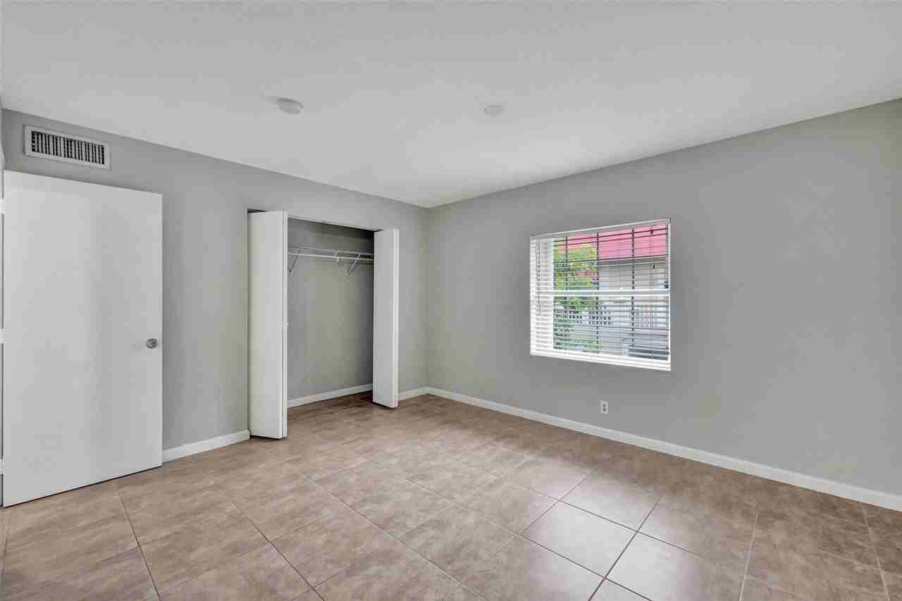 555 Se 8th St #252 - Photo 6 of 18