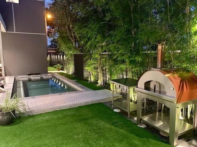 617 Sw 10th St - Photo 2 of 33