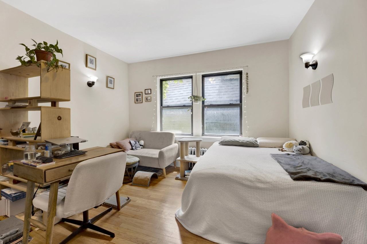 2959 N Damen Ave #3C - Photo 3 of 7