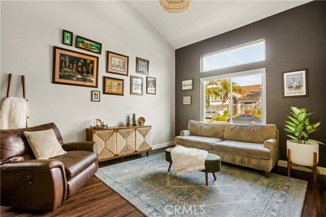 26581 Domingo Dr - Photo 3 of 8